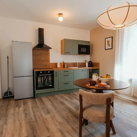 Elegant T2 Lumineux Avec Parking Prive *